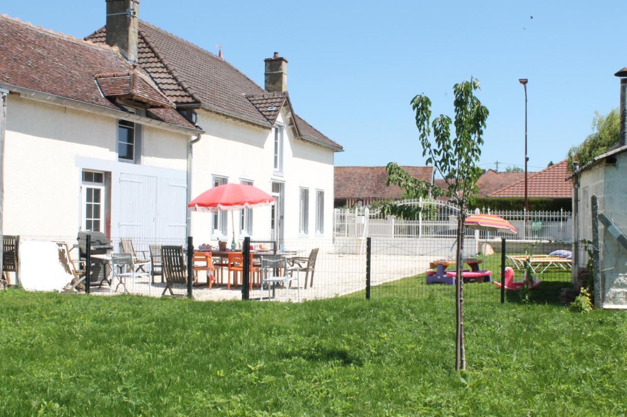 Villa La Ferme De Mon Enfance Villechétif Esterno foto